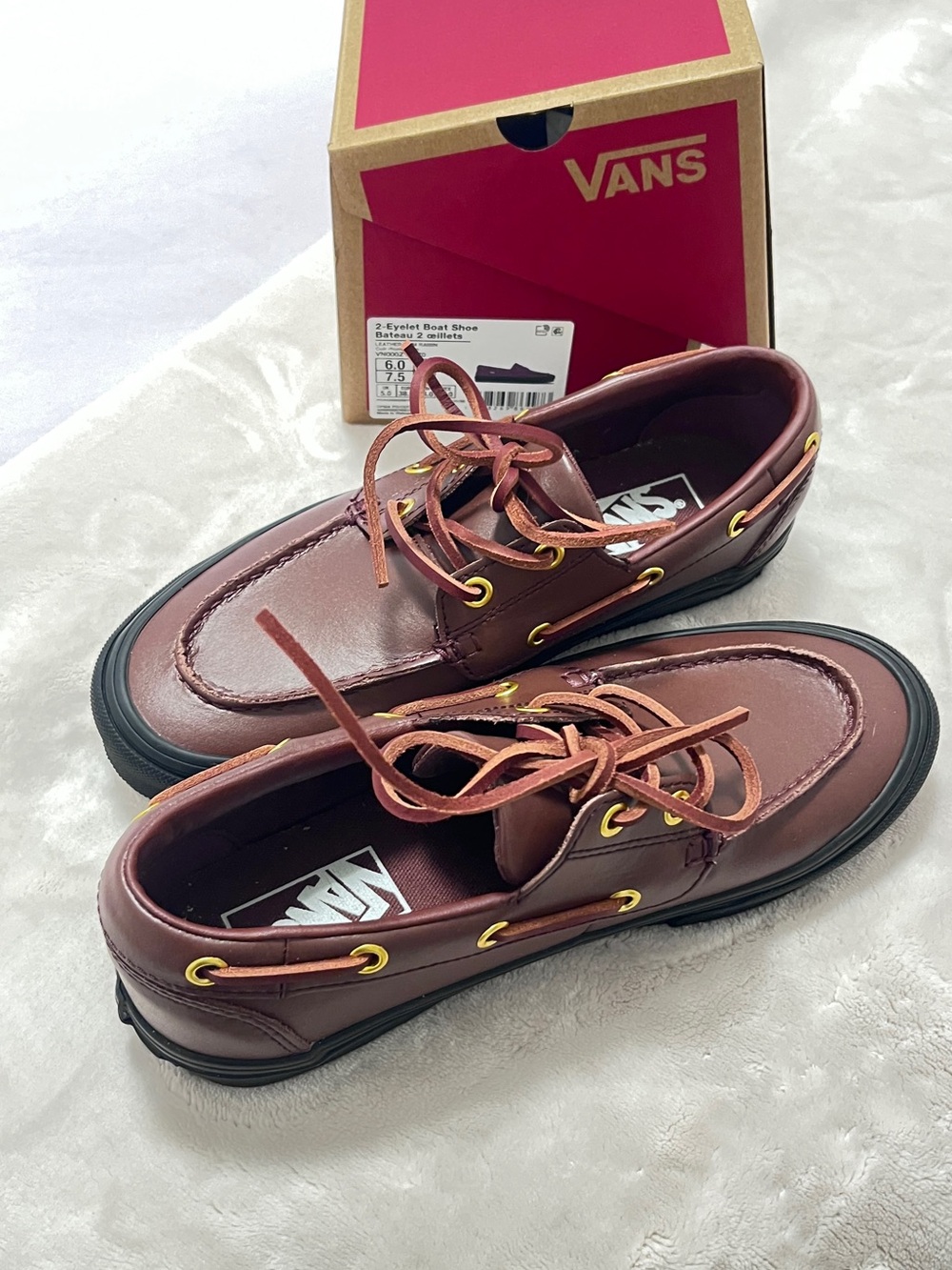 Vans - Rum Raisin 2-Eyelet Boat Shoe- Size 7.5 W/ 6 M